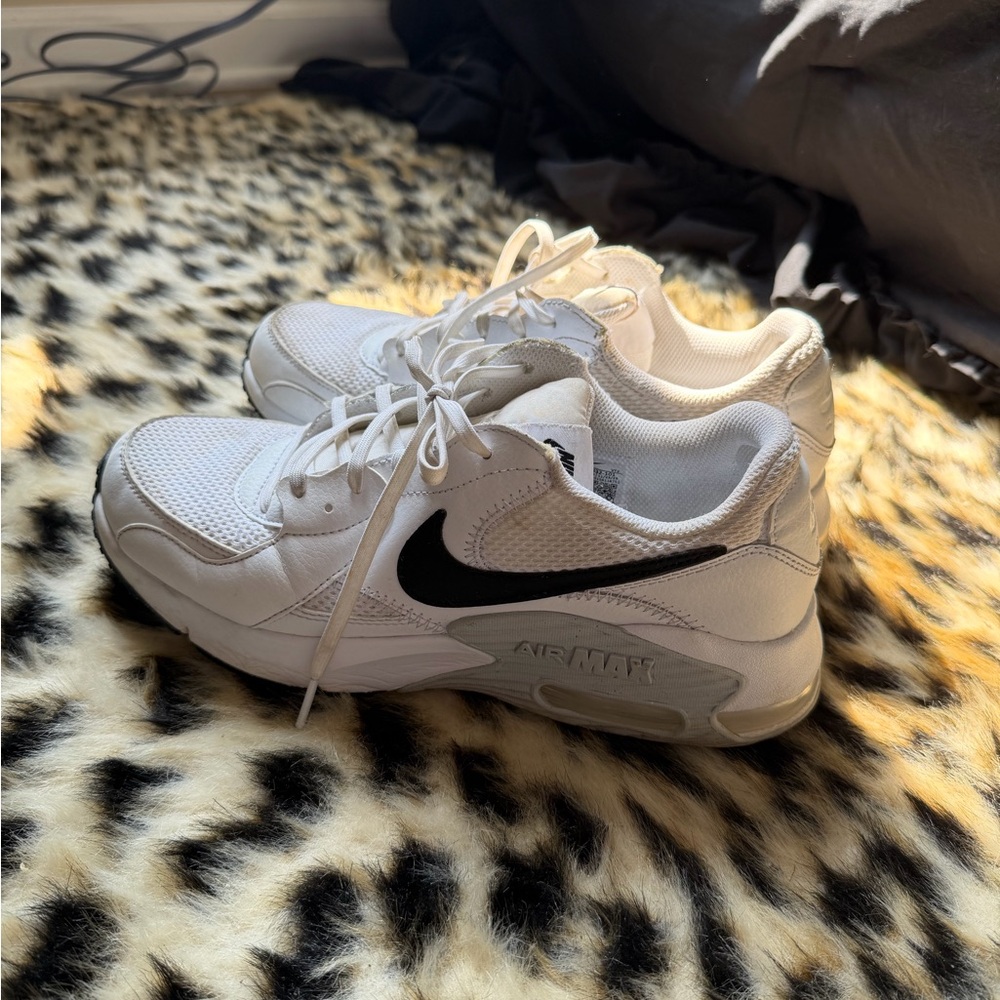 Women’s Nike air max excee
